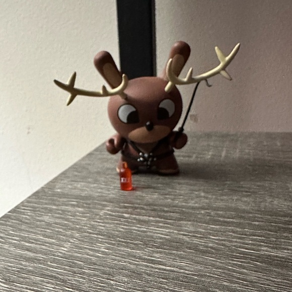 Kidrobot reindeer dunny - Picture 2 of 6
